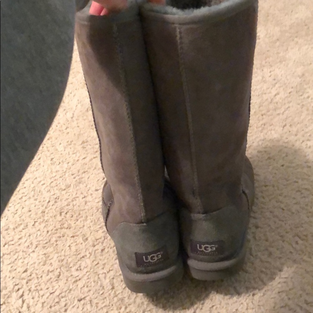 Tall ugg boots - Picture 2 of 5